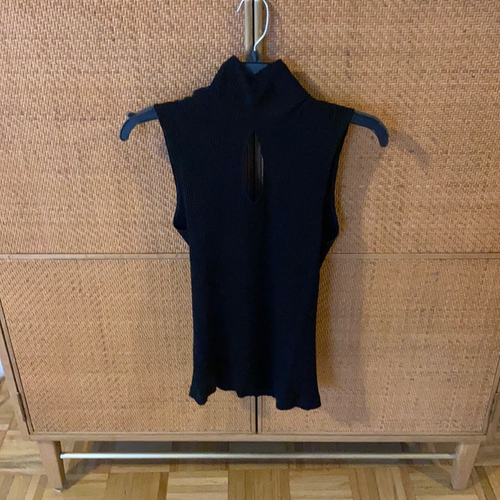 LNA cut out sleeveless top